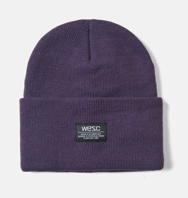 Шапка WeSC Puncho beanie midnight liliac